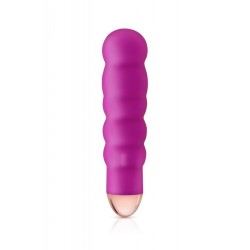 My first Mini Vibrador Recargable Silicona Giggle Rosa